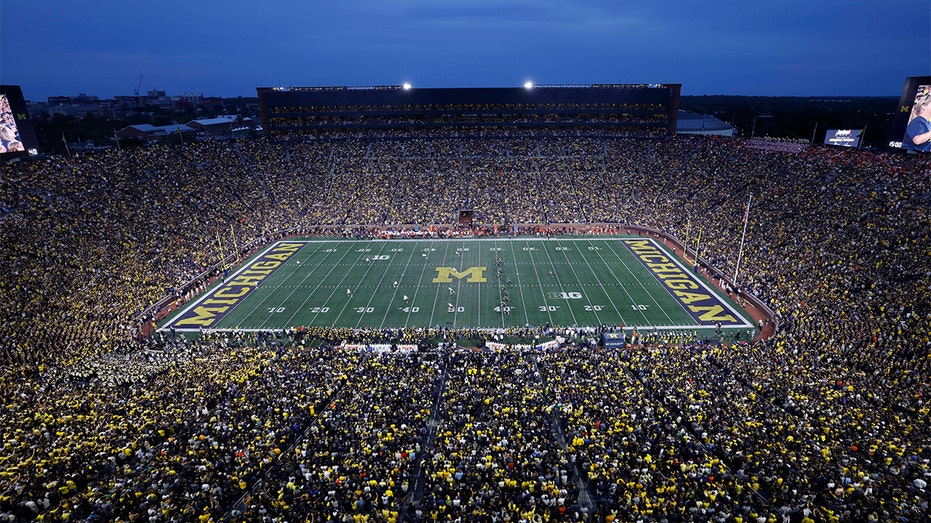 College football Week 13 preview: Michigan, Ohio State take center stage in Ann Arbor