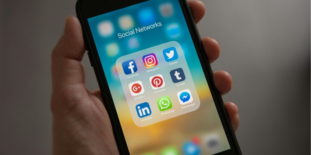 The new iPhone security threat that allows hackers to spy on your phone - Vimarsana News