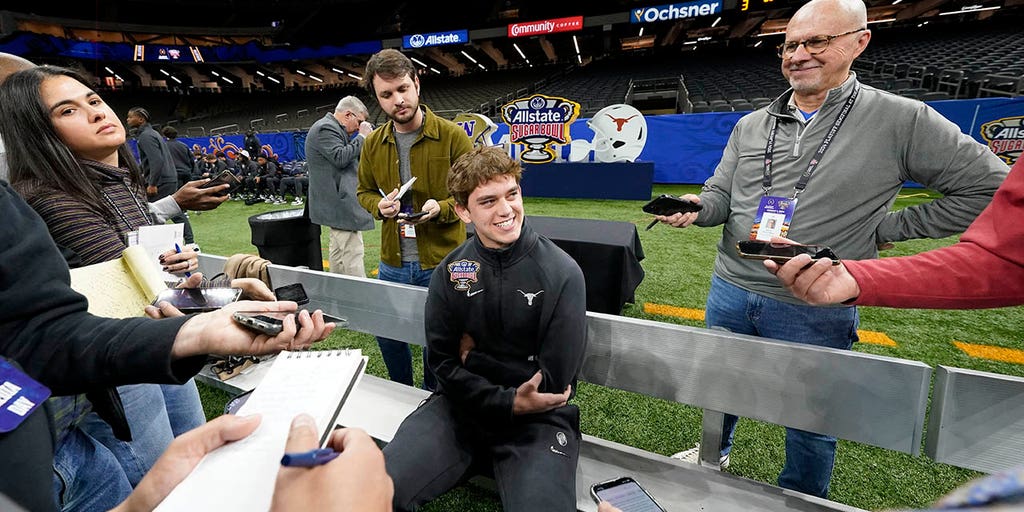 Arch Manning addresses chatter on him potentially leaving Texas: 'I haven't looked into transferring at all' | Fox News