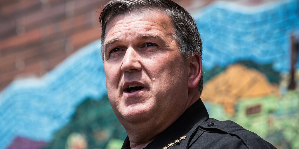 Sheriff sounds alarm on migrants flooding into rural communities from Canadian border, bussed from NYC - Vimarsana News