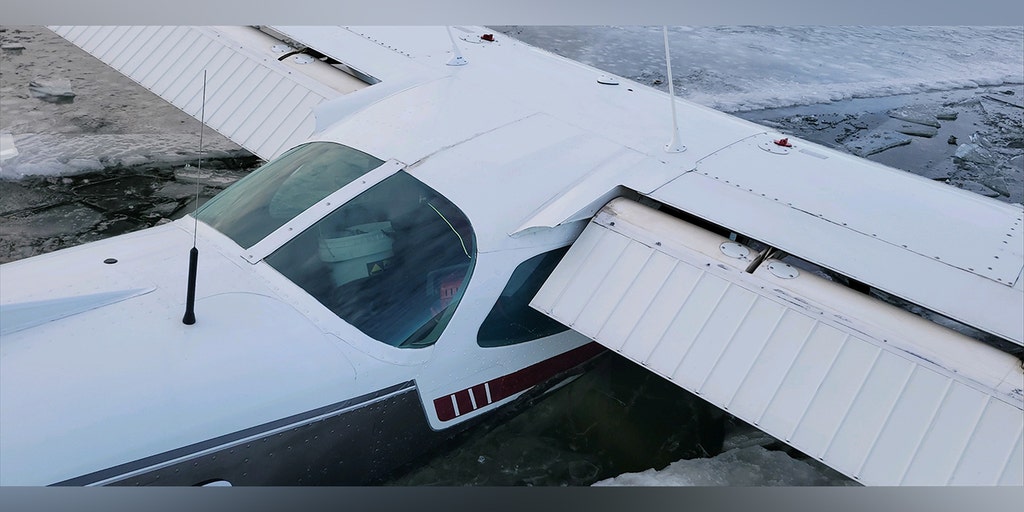 Pilot lands small plane on Minnesota lake, breaks through thin ice - Vimarsana News