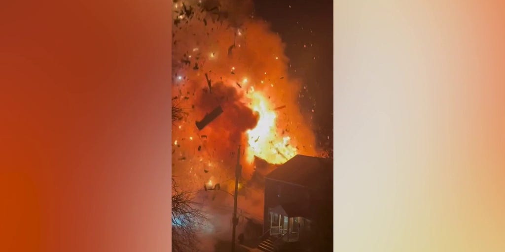 Virginia home explodes after suspect fires flare gun during police search - Vimarsana News