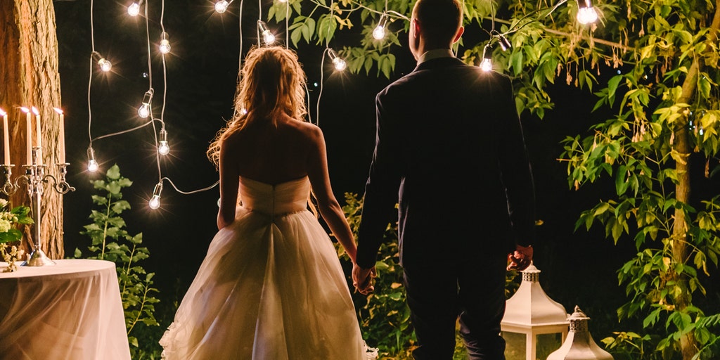 Groom's shocking marriage vow goes viral, pledges to 'smack that a--' after bride pours heart into their love - Vimarsana News