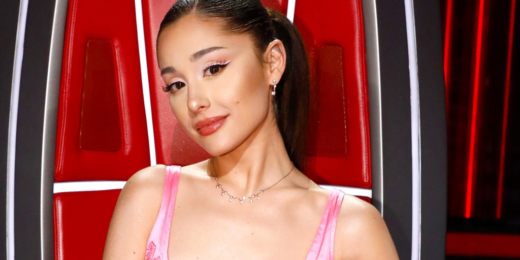 Ariana Grande reflects on 'transformative' and 'challenging' year after divorce - Vimarsana News