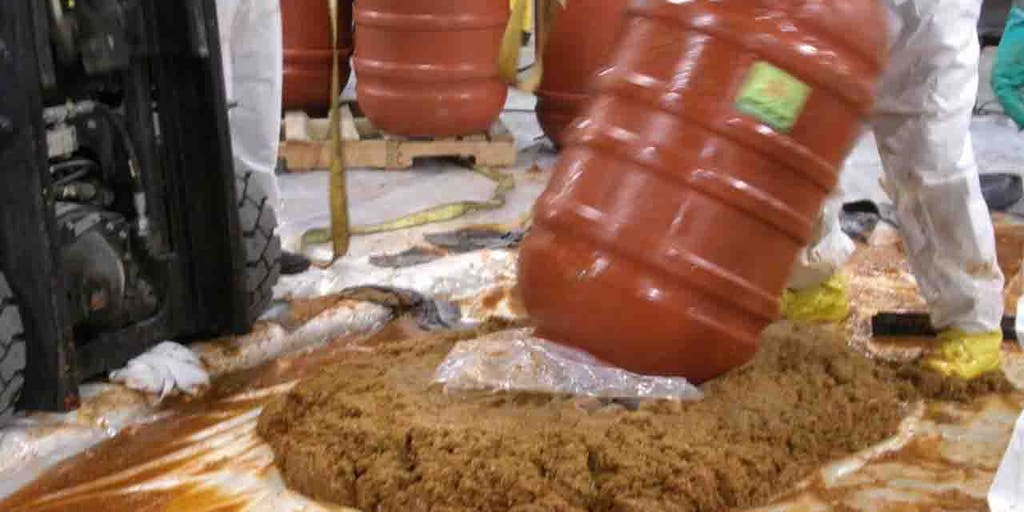 Border officers in California discover $10M worth of meth, cocaine in vats of jalapeño paste: 'Hot find' - Vimarsana News