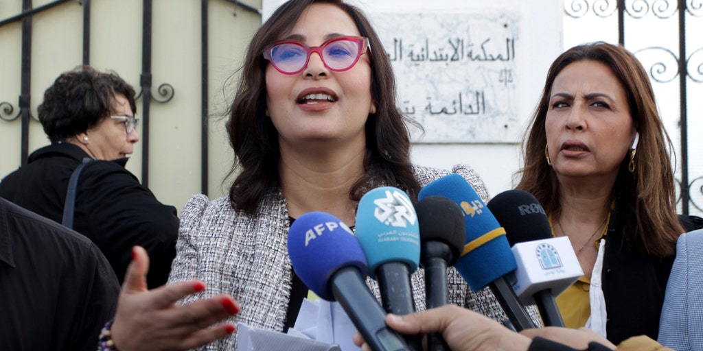 Tunisian opposition leader slams military prosecution as dissident crackdowns continue - Vimarsana News
