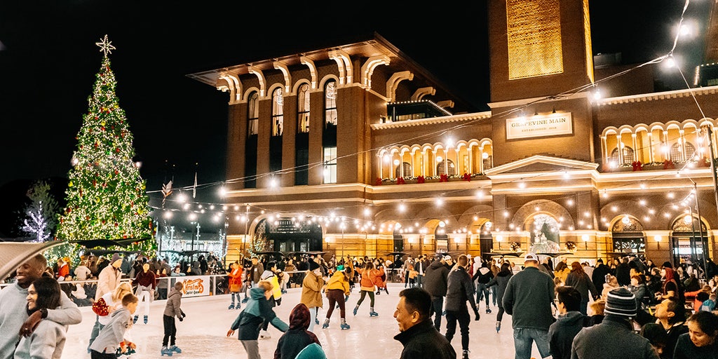 Town known as Christmas Capital of Texas celebrates holidays with over 1,400 events in 40 days - Vimarsana News