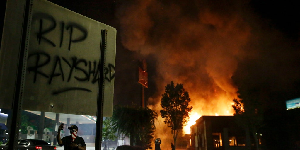 2 plead guilty to torching Atlanta Wendy's during Rayshard Brooks riot - Vimarsana News