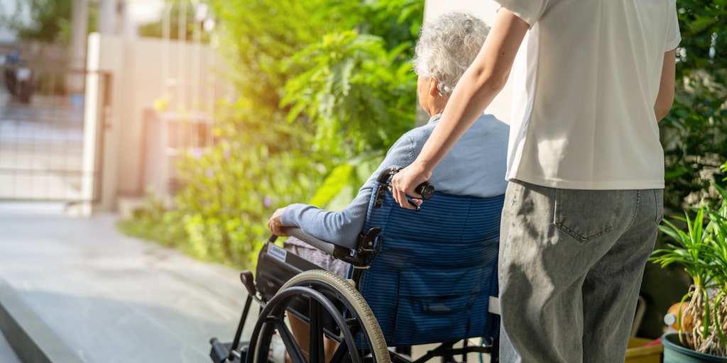 St. Louis nursing home closes without warning, leaving 170 residents displaced - Vimarsana News