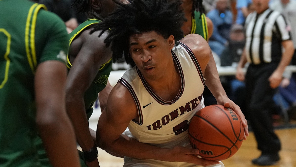 Ex-Rutgers stars take shots at ESPN star for breaking shock college basketball decision: ‘Lame as s–t’ 2 Dylan Harper in New Jersey