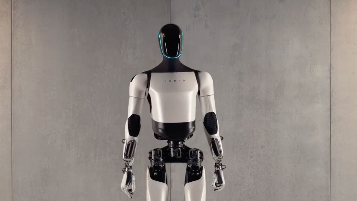 The Next Generation Of Tesla’s Humanoid Robot Makes Its Debut | Fox News