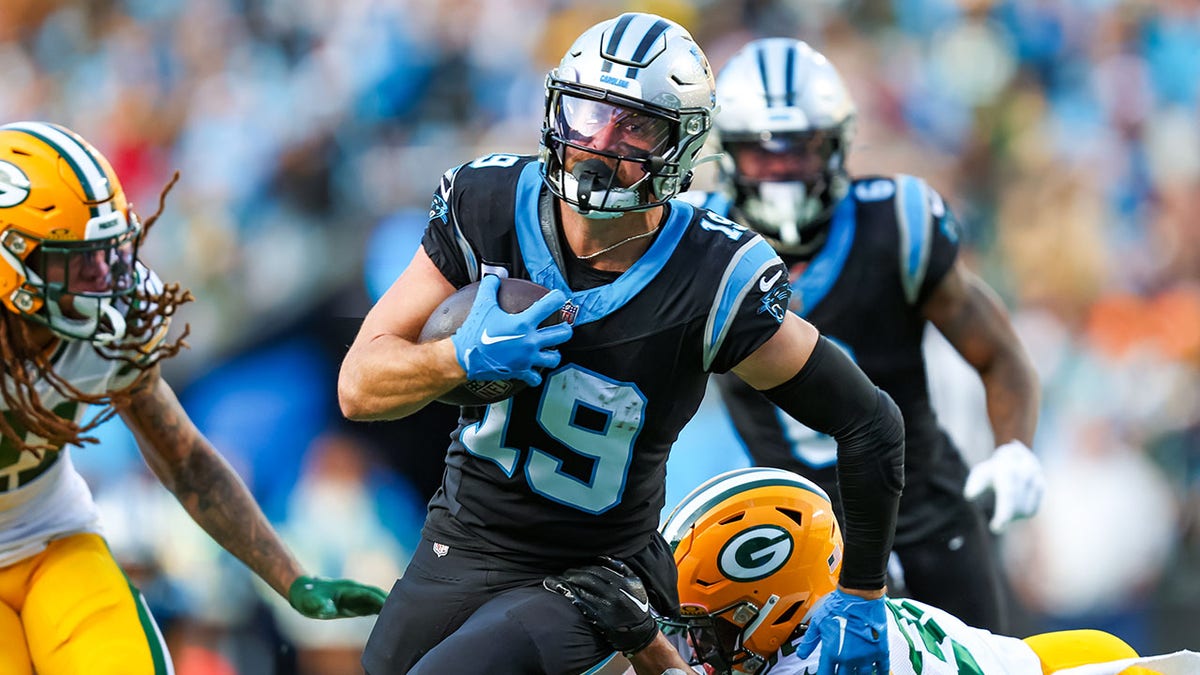Panthers’ Adam Thielen questions officiating after close loss to Packers 1 Adam Thielen runs