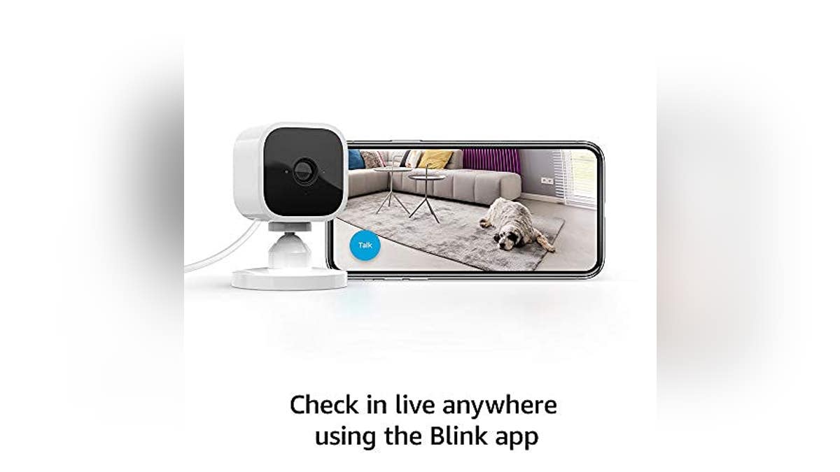 Blink Mini – Compact indoor plug-in smart security camera