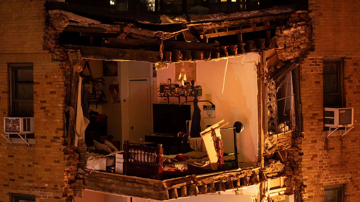 Bronx Apartment Building Collapse: No Victims Found In Debris, Fire ...