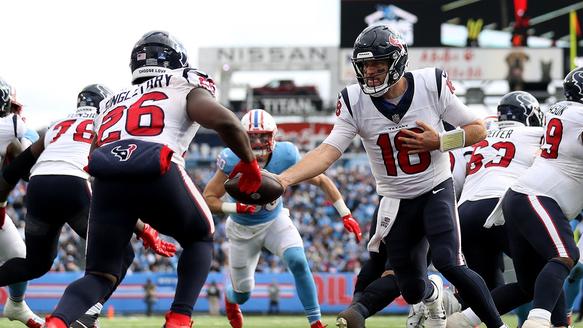 Texans Kick Game-winning Field Goal To Eliminate Titans From Playoff ...