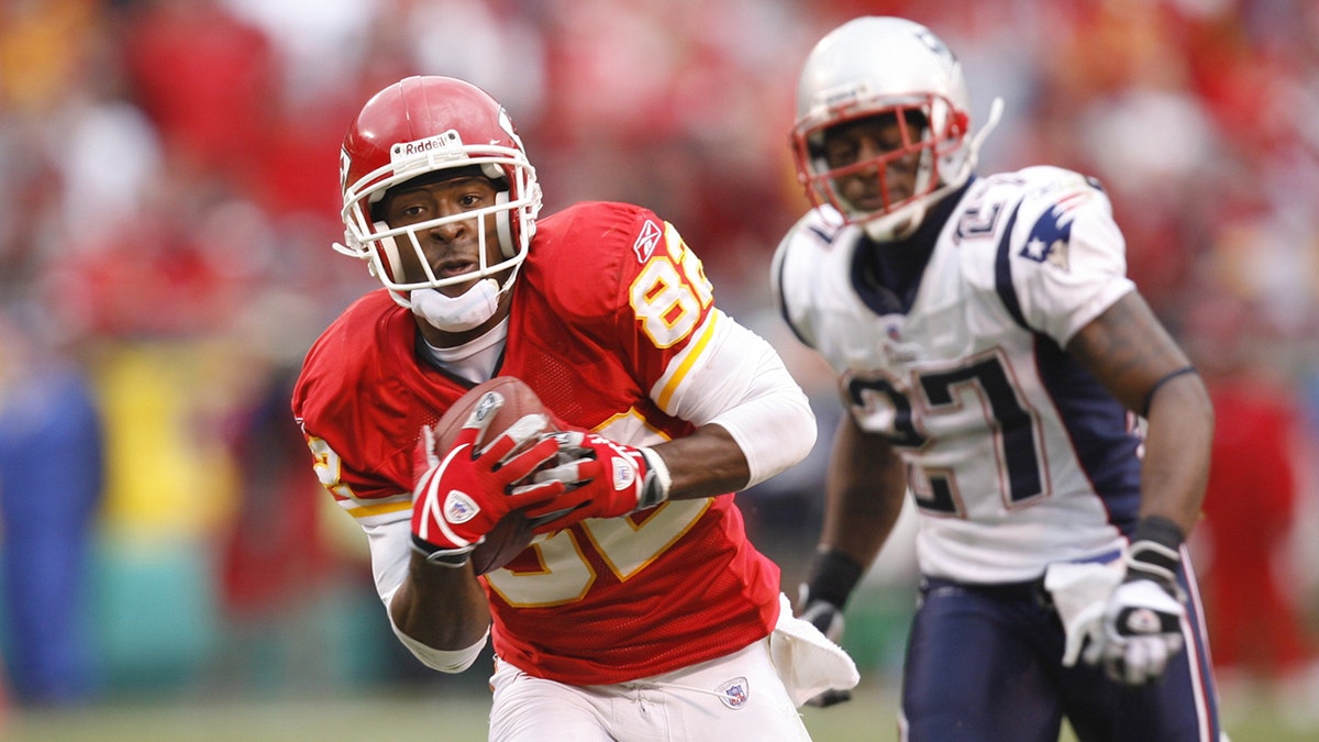 ‘Acting like spoiled little brats’ 1 Dante Hall vs Patriots