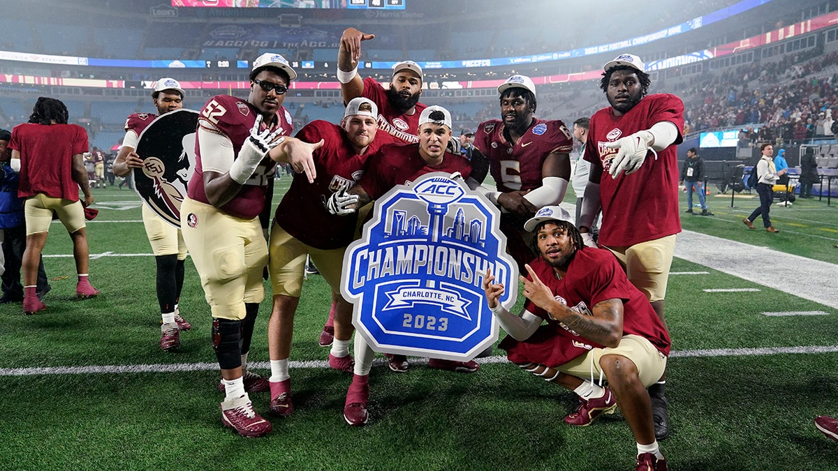 ‘This is a team that has earned it’ 2 FSU celebrates