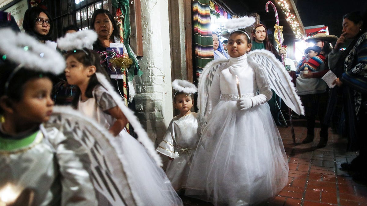 children dressed as angels