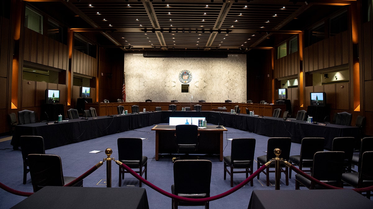 Hart Senate room