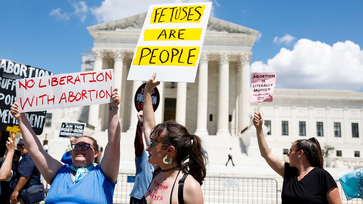 Pro-life protesters outside SCOTUS