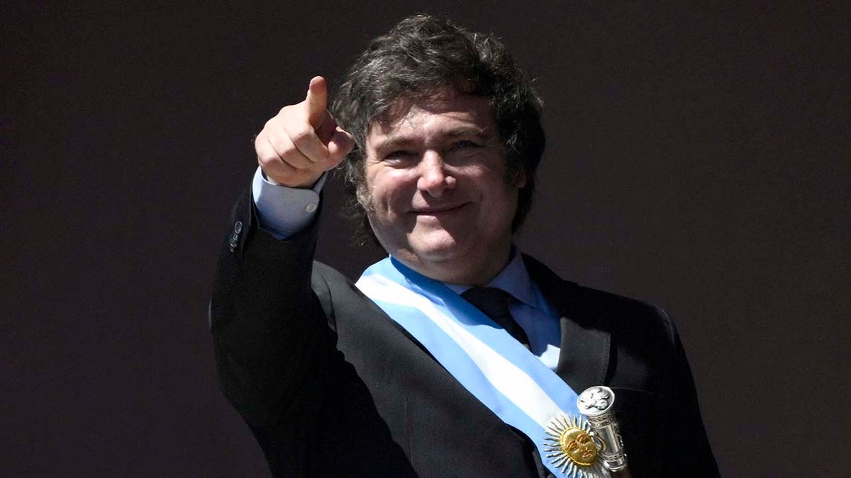 El Recién Elegido Presidente De Argentina, El Libertario Javier Milei ...