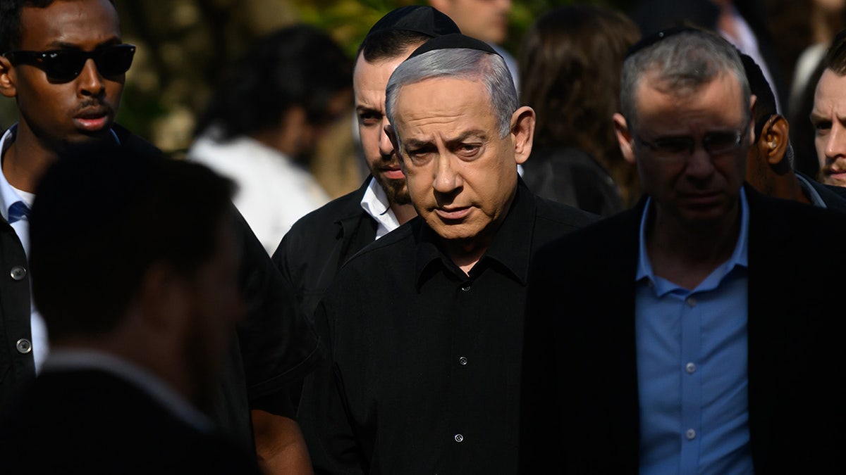 Netanyahu at Israeli former army chief's funeral