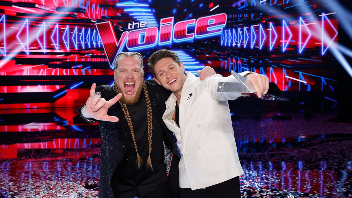 Niall Horan and 'The Voice' winner Huntley