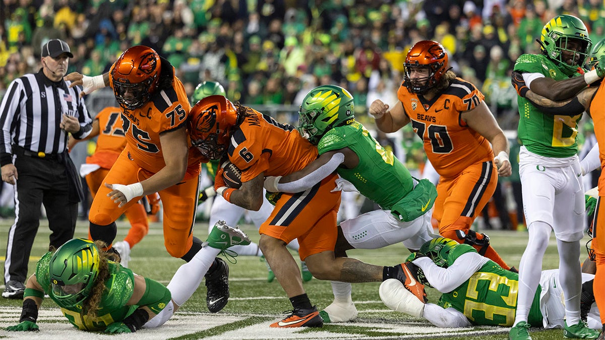 Oregon and Oregon State play