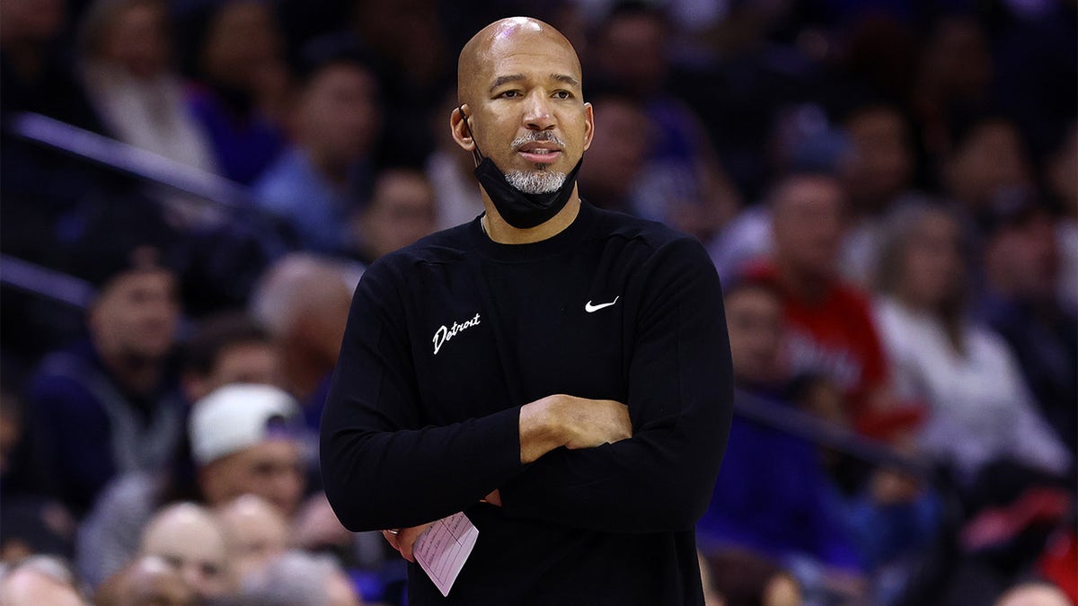 Monty Williams coaches against the Sixers