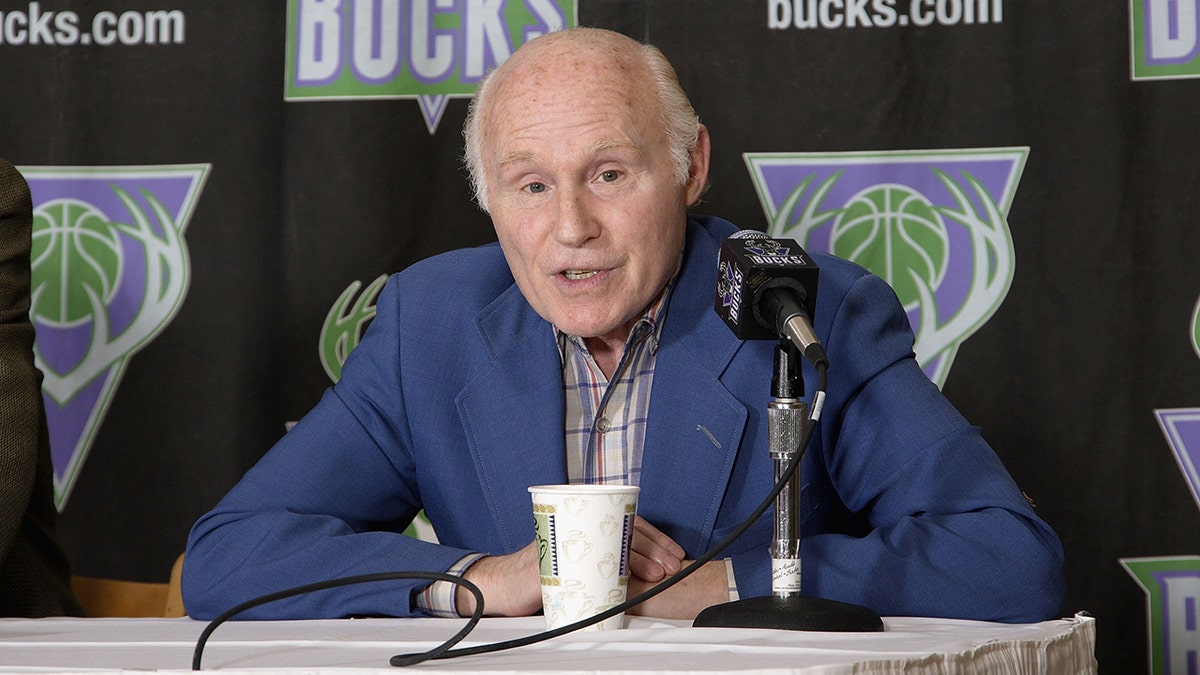 Herb Kohl, former NBA team owner and US senator, dead at 88 1 Herb Kohl in 2005
