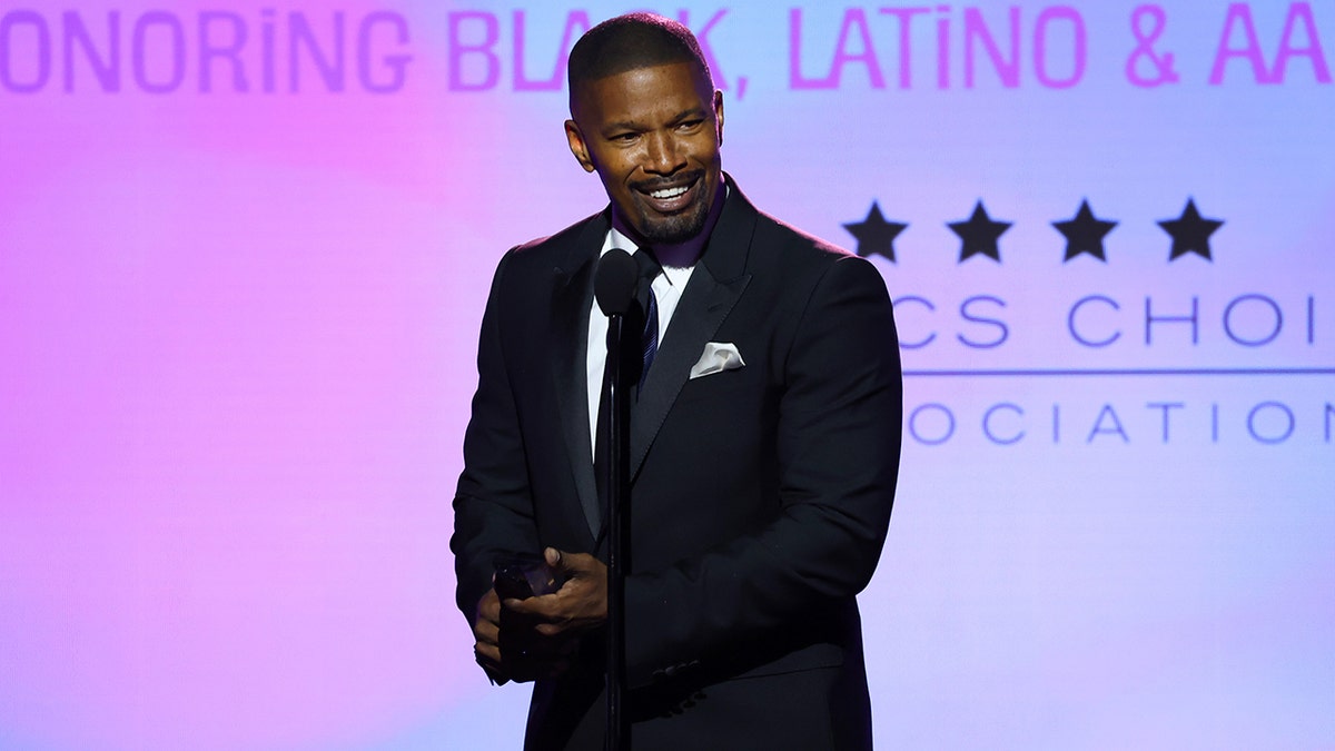 Jamie Foxx ‘needed Every Prayer’ During Mystery Illness That Left Him ...