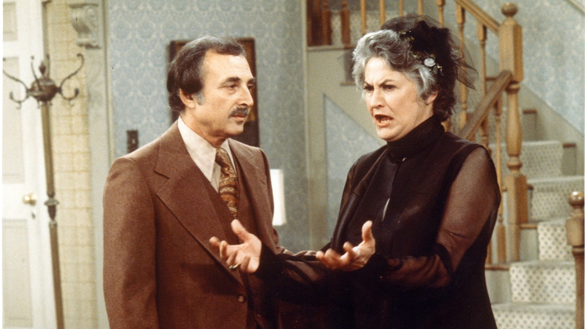 Bea Arthur in Maude