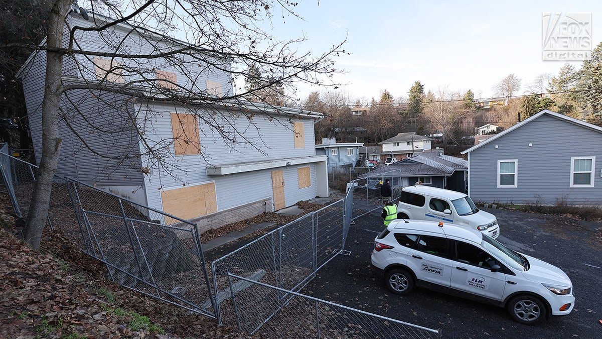 Acordonan la casa donde cuatro estudiantes de la Universidad de Idaho fueron apuñalados mortalmente en Moscú, Idaho