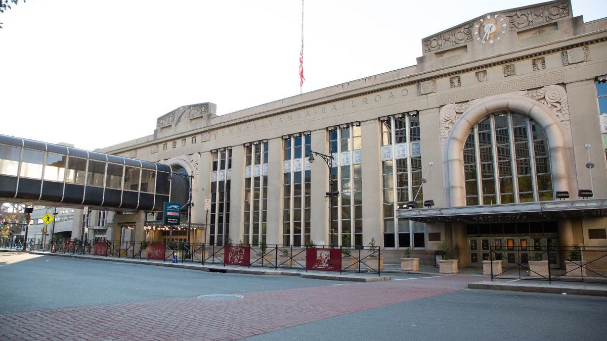 The front entrance to Newark Penn Station