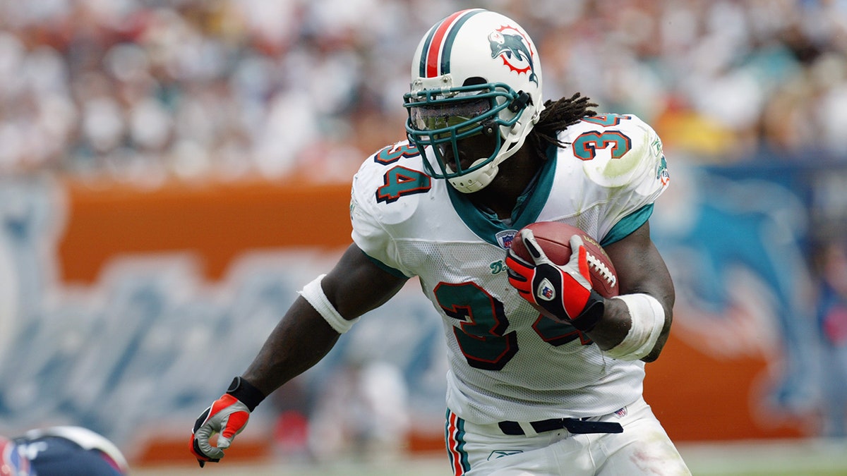Ricky Williams with the dolphins