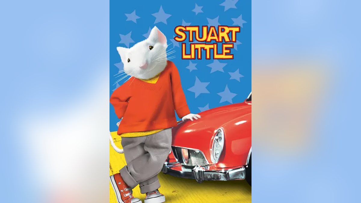 Mouse next to car on the cover of "Stuart Little"