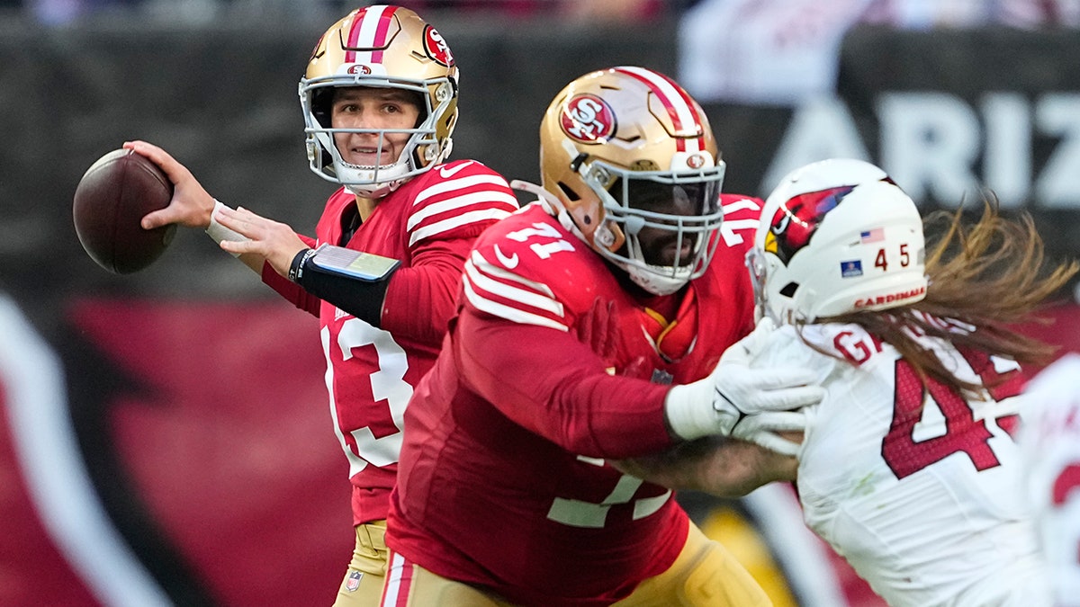 49ers’ Brock Purdy supports Christian McCaffrey’s case for NFL MVP 1 Brock Purdy throws