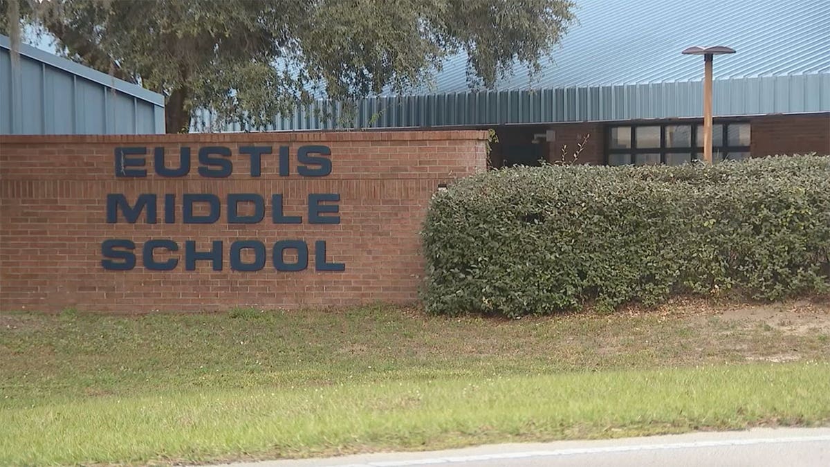 Eustis Middle School brick sign