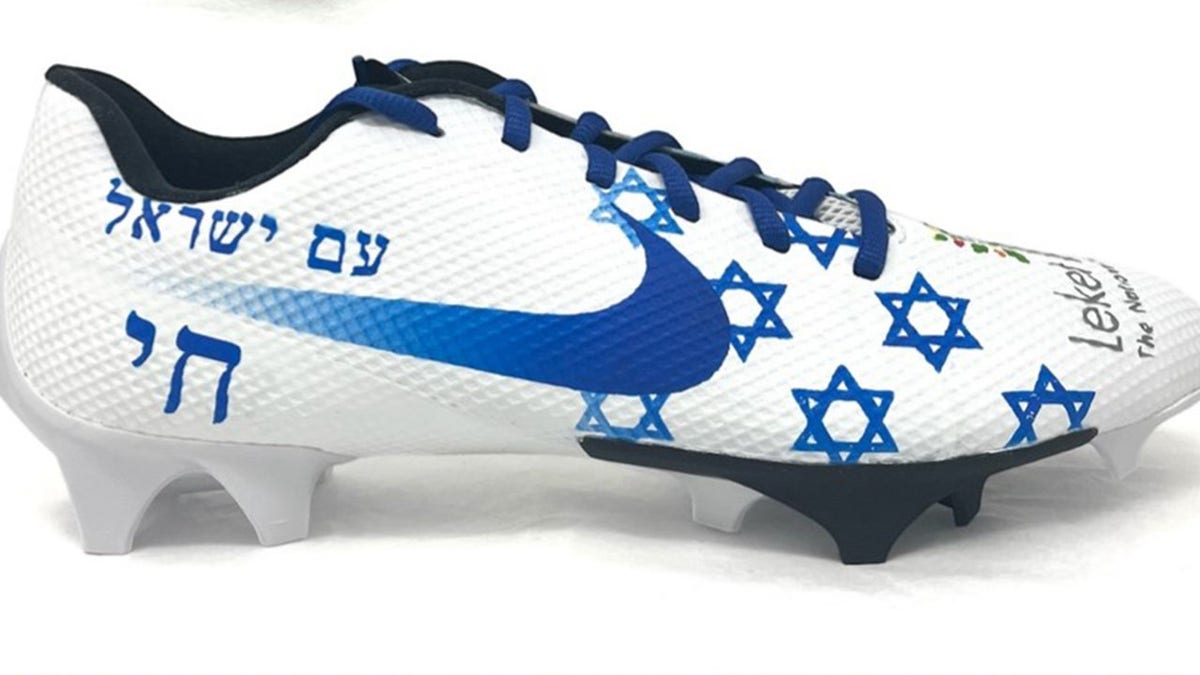Vikings’ Greg Joseph to wear ‘I Stand With Israel’ cleats during next game 2 Greg Joseph's cleats