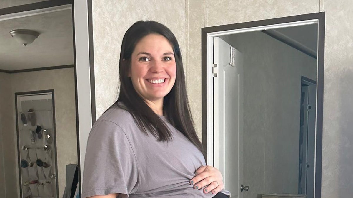 Alabama Woman With Rare Double Uterus Prepares To Give Birth To Her ...