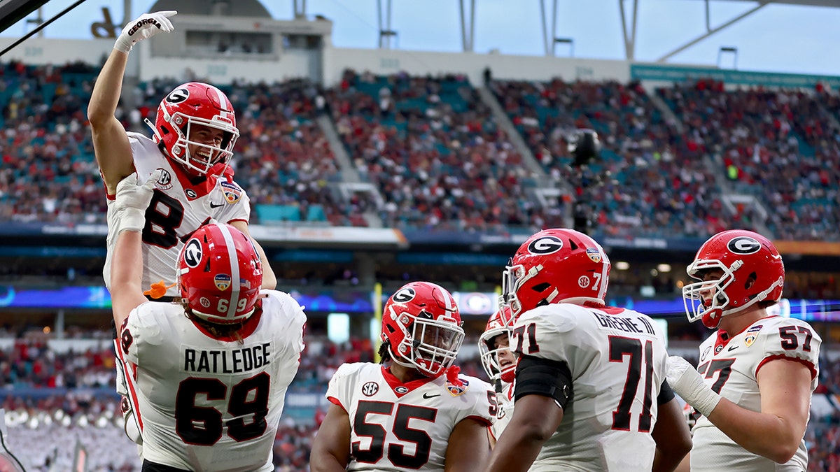 Georgia Steamrolls Over Florida State In Orange Bowl After College ...