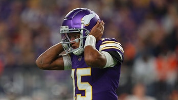 Josh Dobbs' honeymoon with Vikings over after new starting quarterback is named