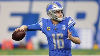 Jared Goff throws 5 touchdowns, 4 to rookies; Lions inch closer to playoffs with blowout win over Broncos