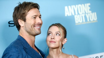 Glen Powell says he ‘almost died’ while stripping naked in front of Sydney Sweeney