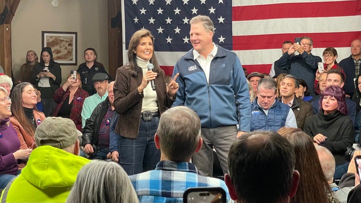 BLOCKING TRUMP FROM NOMINATION? New Hampshire governor endorses Nikki Haley 🏆
