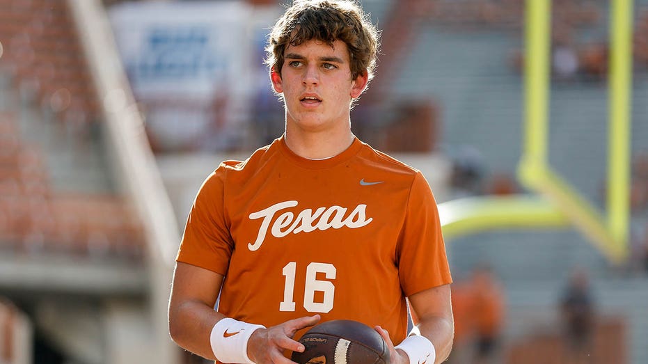 Arch Manning's second season as backup could prove beneficial, Texas QB Quinn Ewers says
