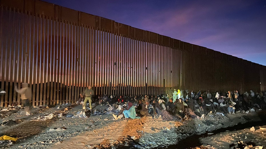 Migrant encounters hit daily record at southern border, as Washington struggles to agree on solutions
