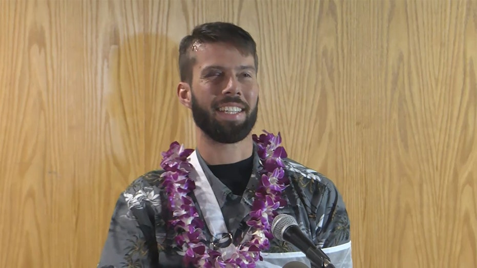 Hiker survives 1,000-foot 'worst case scenario' fall from Hawaii trail: 'Miracle of God'