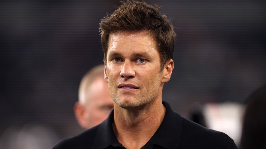 Tom Brady posts cryptic 'lying cheating heart' message on social media