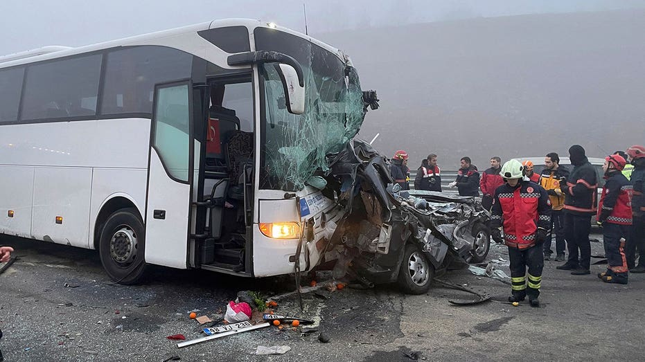 Chain-reaction crash in Turkey kills 10, injures 57 on foggy highway